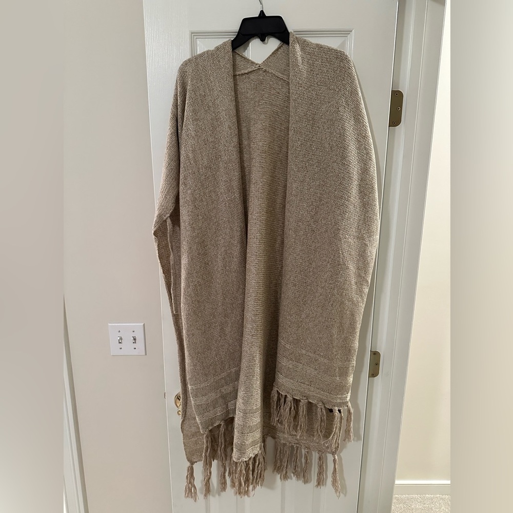 Free People Angel Eyes Fringe Poncho One Size NWOT - Picture 2 of 6